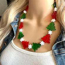Load image into Gallery viewer, Christmas Necklace, Red & Green Holiday Jewelry, Christmas Jewelry, Red Green Jewelry, Beaded Christmas Gift Christmas Present