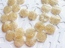 Load image into Gallery viewer, Champagne Crackle Chunky Statement Necklace, Big beaded jewelry, light brown statement chunky champagne jewelry, beaded earrings big bead