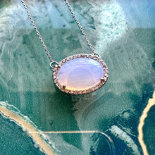 Load image into Gallery viewer, Vintage aurora borealis Statement Necklace, dainty silver chain chunky necklace, statement jewelry, gemstone layering necklace