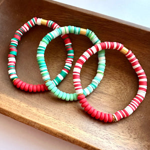 Christmas Bracelet Set, Red Green White Holiday Jewelry, Christmas Colora Gift Arm Candy Present, stocking stuffer clay stretch friendship