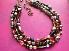 Load image into Gallery viewer, Fall Coffee chunky necklace, brown beaded jewelry, resin beaded Mocha necklace, brown beaded necklace, cinnamon necklace tan champagne pink