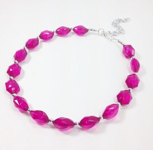 SALE! Raspberry & Silver single strand necklace - Magenta Pink Statement Jewelry - Acrylic faceted beaded necklace