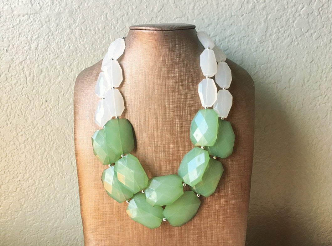 White & Mojito Green Statement Necklace - big Beaded Chunky Jewelry - Polka Dot Drawer White & Mojito Green Statement Necklace - big Beaded Chunky Jewelry - Polka Dot Drawer