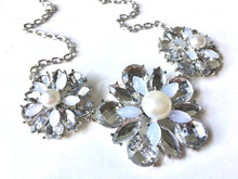 Load image into Gallery viewer, Crystal Statement Necklace, Rhinestone chunky necklace, Flower pearl Pendant Jewelry, white chunky bridesmaid necklace jewelry