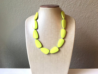 Apple Green Single Strand Big Beaded Statement Necklace, green Jewelry, green beaded necklace, green beaded necklace, bridesmaid necklace