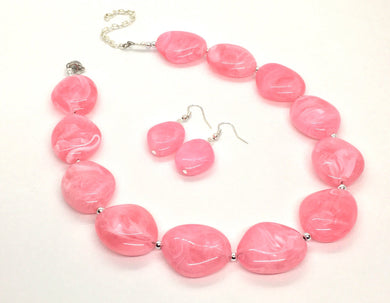 Pink Beaded Necklace, pink Jewelry, Chunky statement necklace, big beaded necklace, blush jewelry, pink statement necklace, single strand