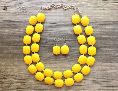 Yellow Statement jewelry set, Chunky Beaded Necklace, yellow Jewelry, bright colorful Necklace, yellow beaded necklace, yellow earrings