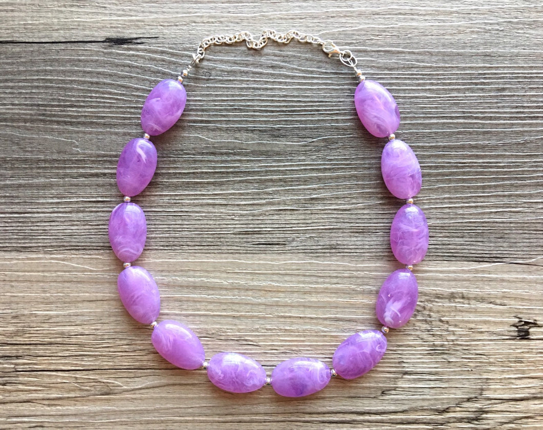 Purple Lavender Chunky Statement Necklace, Big beaded jewelry, single Strand Statement Necklace, Bib necklace, bridesmaid wedding, lilac