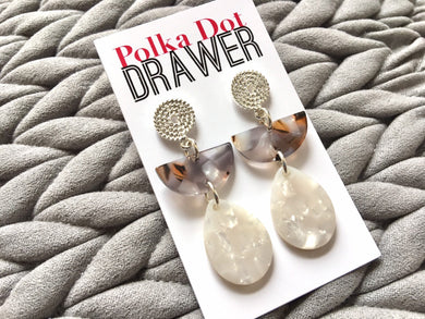 Shiny Silver & Creamy Statement Earrings, silver drop Metal Filigree Earrings, filigree jewelry, metallic jewelry earrings, metal geometric