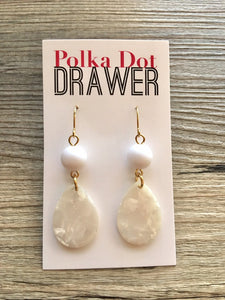 Tortoise Shell WHITE Beaded Teardrop Earrings, gold drop Earrings, shiny gold jewelry earrings metal geometric, turtle shell cream