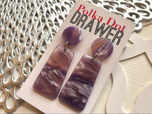 Load image into Gallery viewer, Purple Waves Statement Earrings, lavender drop Metal Filigree Earrings, filigree jewelry, metallic jewelry earrings, metal geometric purple