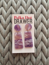 Load image into Gallery viewer, Purple Waves Statement Earrings, lavender drop Metal Filigree Earrings, filigree jewelry, metallic jewelry earrings, metal geometric purple