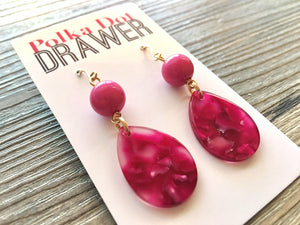 Tortoise Shell PINK Beaded Teardrop Earrings, gold drop Earrings, shiny gold jewelry earrings metal geometric, turtle shell magenta