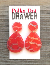 Load image into Gallery viewer, Red &amp; Silver Crackle Shell Teardrop earrings, round circle earrings, tortoise jewelry, red earrings, tortoise hoops, red acetate earring