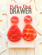 Load image into Gallery viewer, Red &amp; Silver Crackle Shell Teardrop earrings, round circle earrings, tortoise jewelry, red earrings, tortoise hoops, red acetate earring