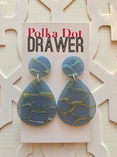 Load image into Gallery viewer, Blue Gray &amp; Silver Crackle Shell Teardrop earrings, round circle earrings, tortoise jewelry, cornflower rainbow earrings acetate earring