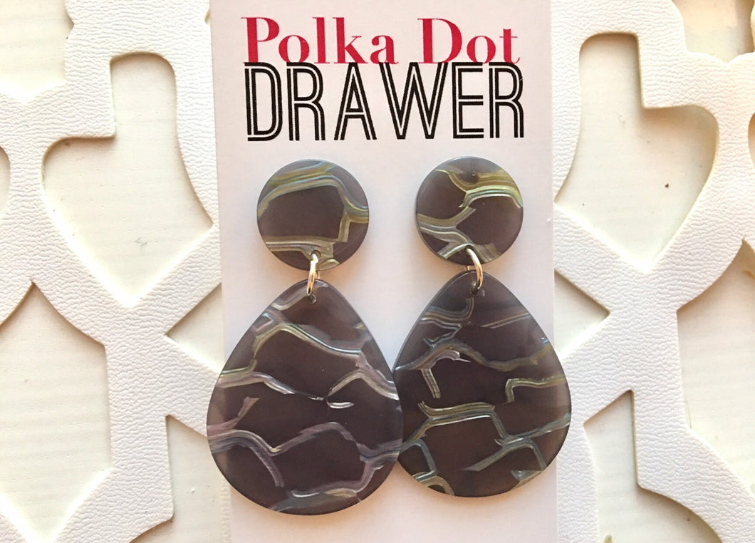 Gray Crackle Shell Teardrop earrings, round circle earrings, tortoise jewelry, smoke gray earrings, tortoise blush acetate earring glitter