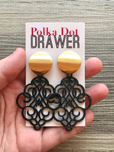 Load image into Gallery viewer, Shiny vintage Filigree Earrings, gold drop Metal Filigree Earrings, filigree jewelry, metallic gold jewelry cutout lace earrings geometric