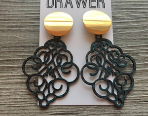 Shiny vintage Filigree Earrings, gold drop Metal Filigree Earrings, filigree jewelry, metallic gold jewelry cutout lace earrings geometric