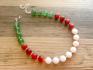 Christmas Jewelry Set, Red Green White Holiday Necklace Earrings Jewelry, Red Green Jewelry, Beaded Christmas Gift Present wreath