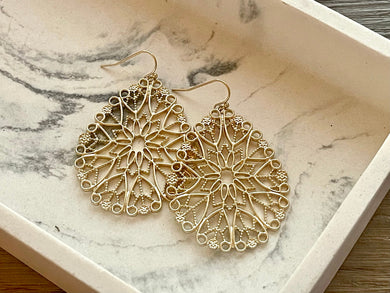Matte Filigree Earrings, gold drop Metal Filigree Earrings, filigree jewelry, metallic gold jewelry cutout lace earrings, metal geometric