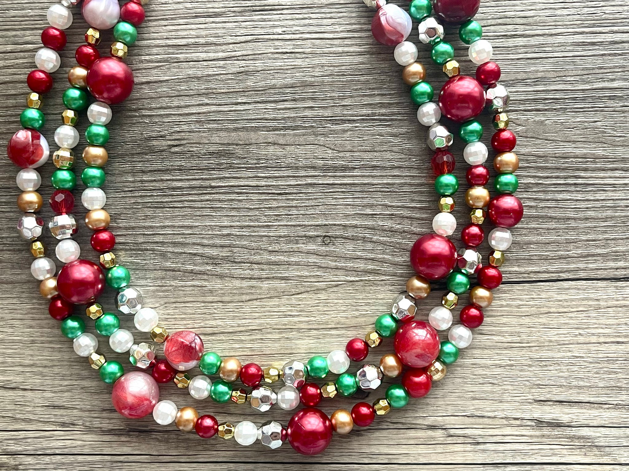  620PCS Christmas Beads for Jewelry Making, Red Green