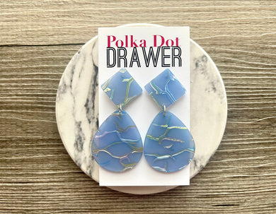 Blue Crackle Shell Teardrop earrings, round circle earrings, tortoise shell jewelry, light aqua earrings, tortoise acetate earring glitter