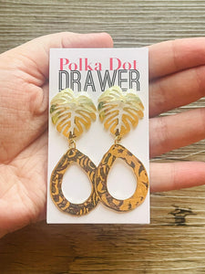 Gold Hammered earrings, Floral round statement monstera metal jewelry, gold geometric earrings pierced dangle drop chunky shiny metal