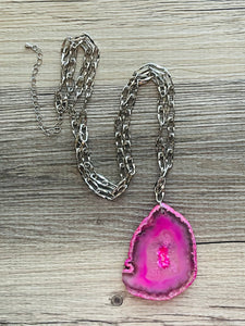 GemStone Chunky Statement Necklace, hot pink agate slice necklace, long gem jewelry, beaded necklace, agate jewelry pendant long