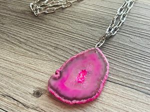 GemStone Chunky Statement Necklace, hot pink agate slice necklace, long gem jewelry, beaded necklace, agate jewelry pendant long