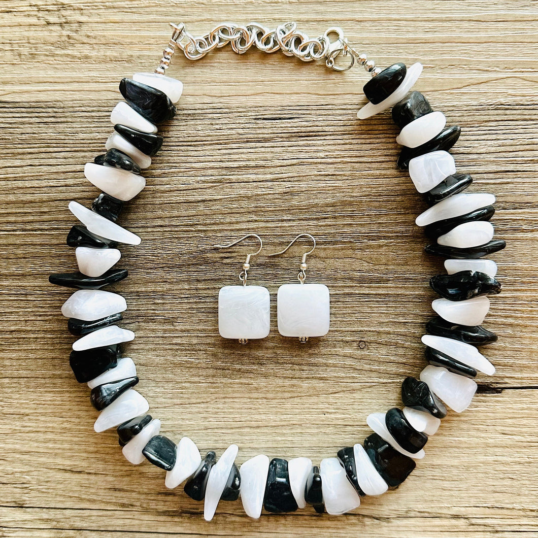 Black & White Chunky Statement Necklace single Strand Beaded jewelry, bridesmaid bib wedding, white bubble necklace resin