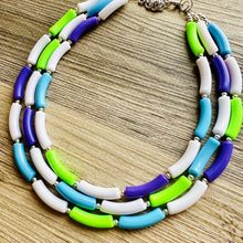 Load image into Gallery viewer, Purple Ombre Big Beaded Necklace, chunky purple necklace, purple lavender white necklace, purple and white necklace, purple jewelry
