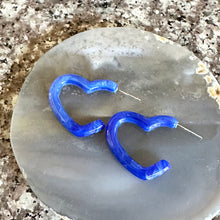 Load image into Gallery viewer, Royal Blue Aqua Rainbow Geometric Open Heart Hoop earrings set, pastel jewelry, acrylic hoops bridesmaid statement resin acrylic