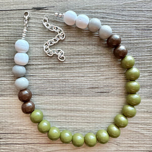 Ombré White Green Single Layer Statement Necklace, Chunky Green jewel tones Jewelry, wood beaded thick bib necklace gray olive gray